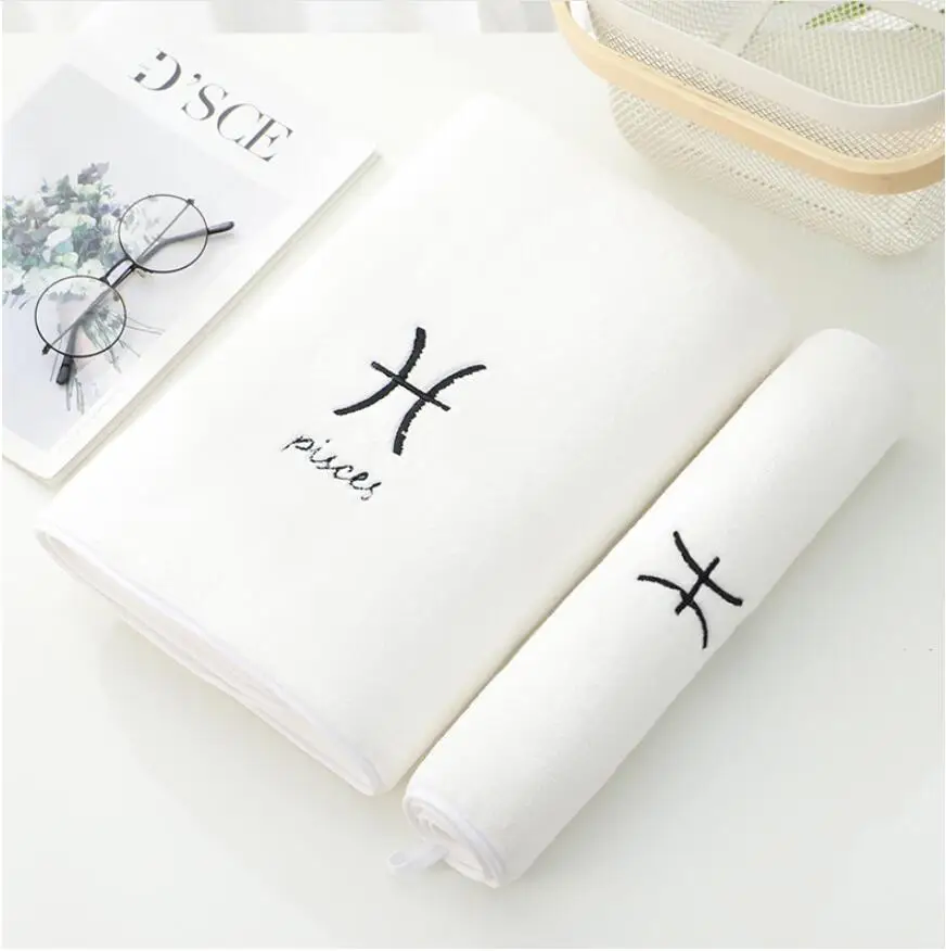 
no moq high quality Luxurious microfiber custom gym towel fitness small hand face towel embroidery sport towel with pink logo 