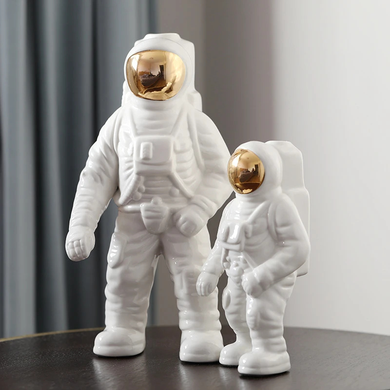 Nordic office gift spaceman model white ceramic ornaments for home decor luxury accessories