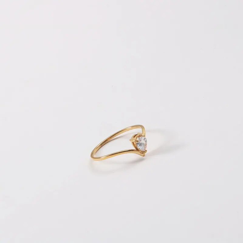 Dazzling Drop-shaped CZ Rings, Made of Titanium Steel and Plated with 18k Gold, Perfect for Daily Wear