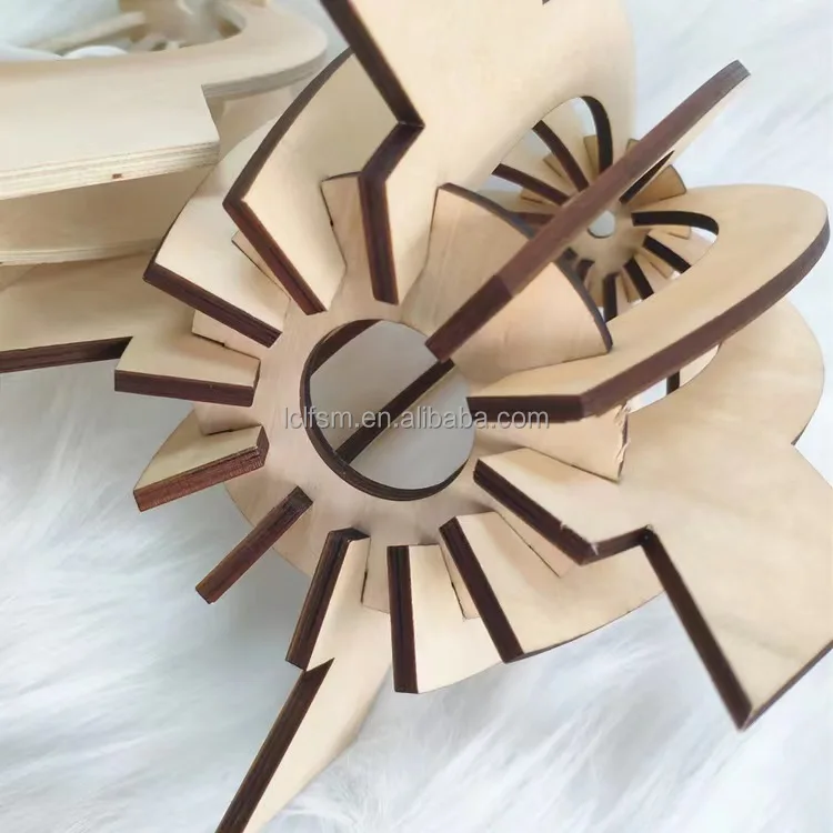 Cut and splice style wooden European rocket style home decoration lamps and lanterns wooden crafts