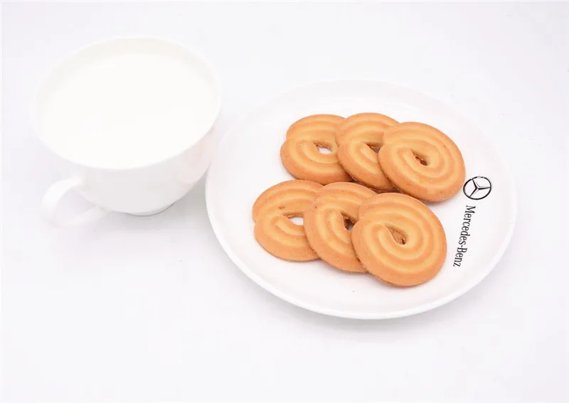 Danisa Crown Danish Cookies with special gift box royal butter cookies OEM accept biscuit Tin package