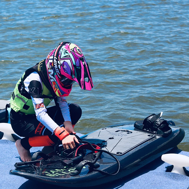 Motorized Surfing Surfboards 15KW/20KW Motor Surfboard Boards For Sale