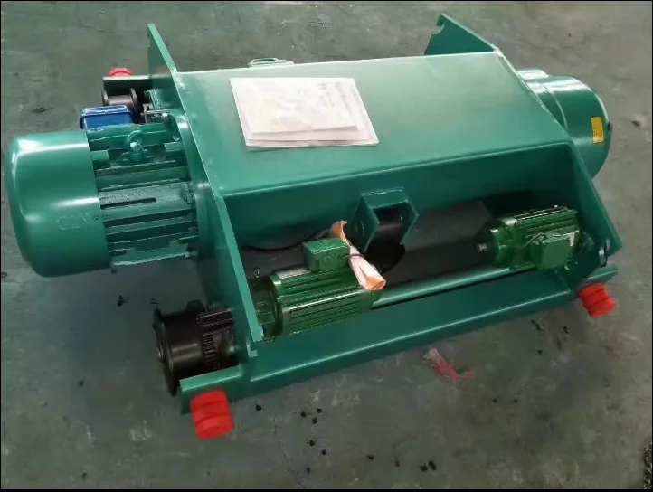 Tower crane lifting mechanism