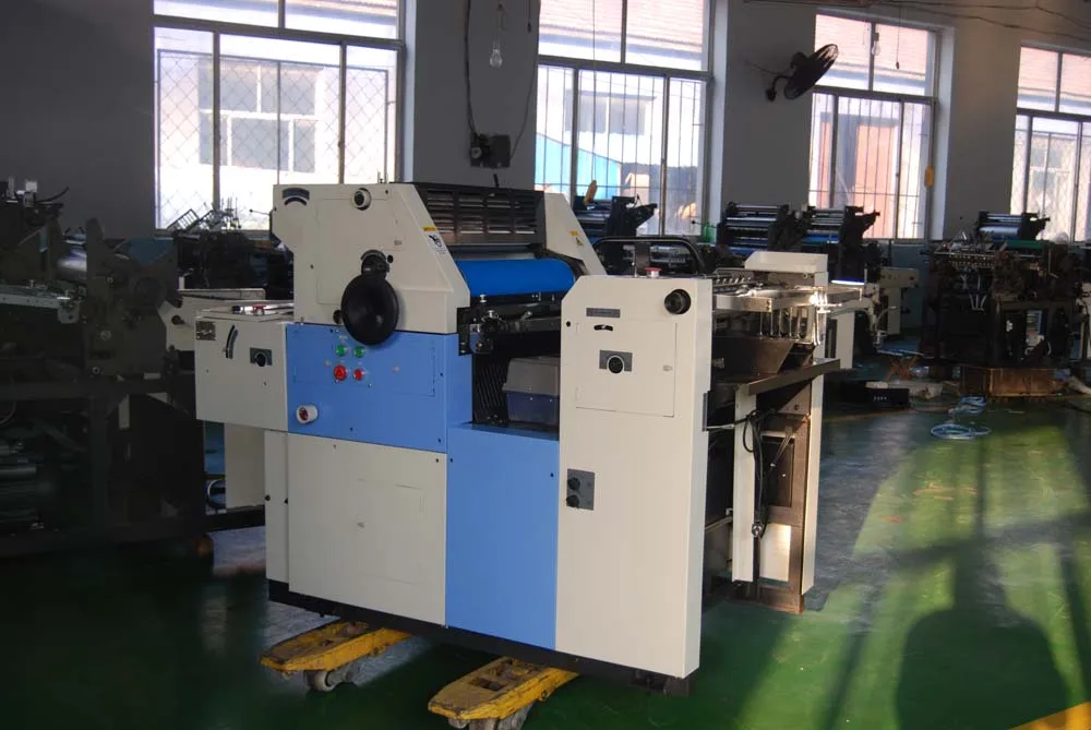 Best Selling Newspaper Printing Press Offset Machine Price