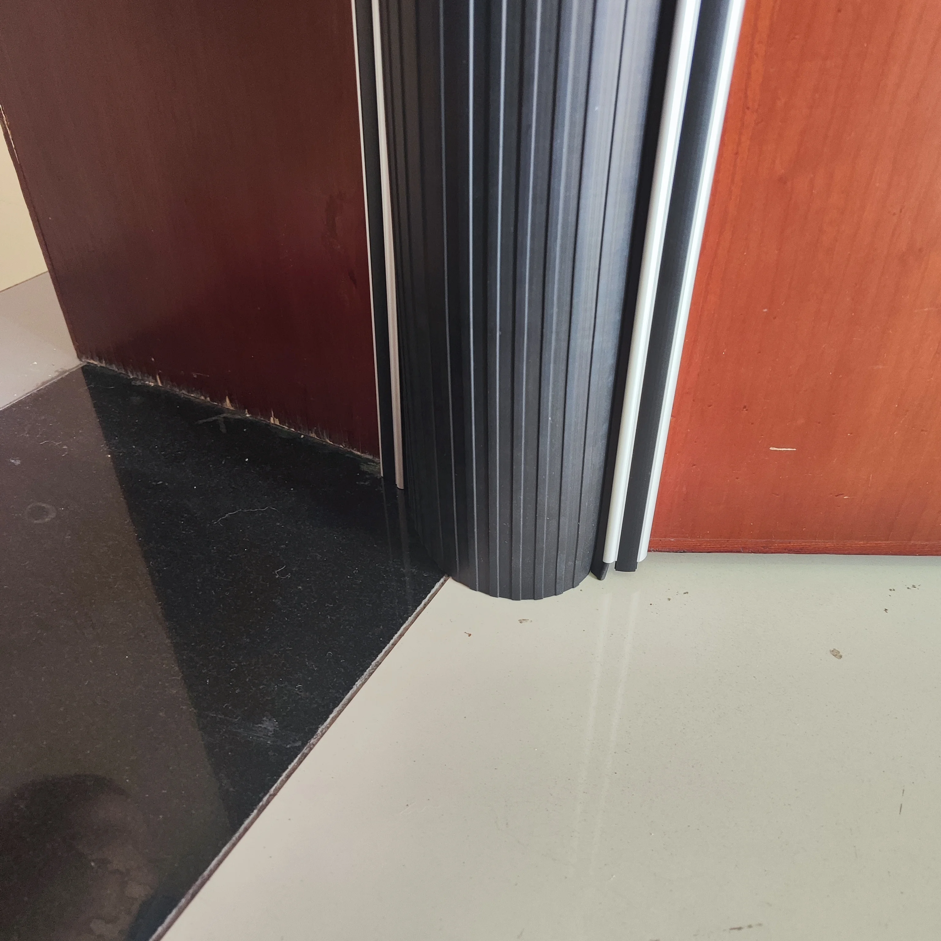 Finger Guards  Finger safe Door Safety Anti-finger Jam seal for kindergarten