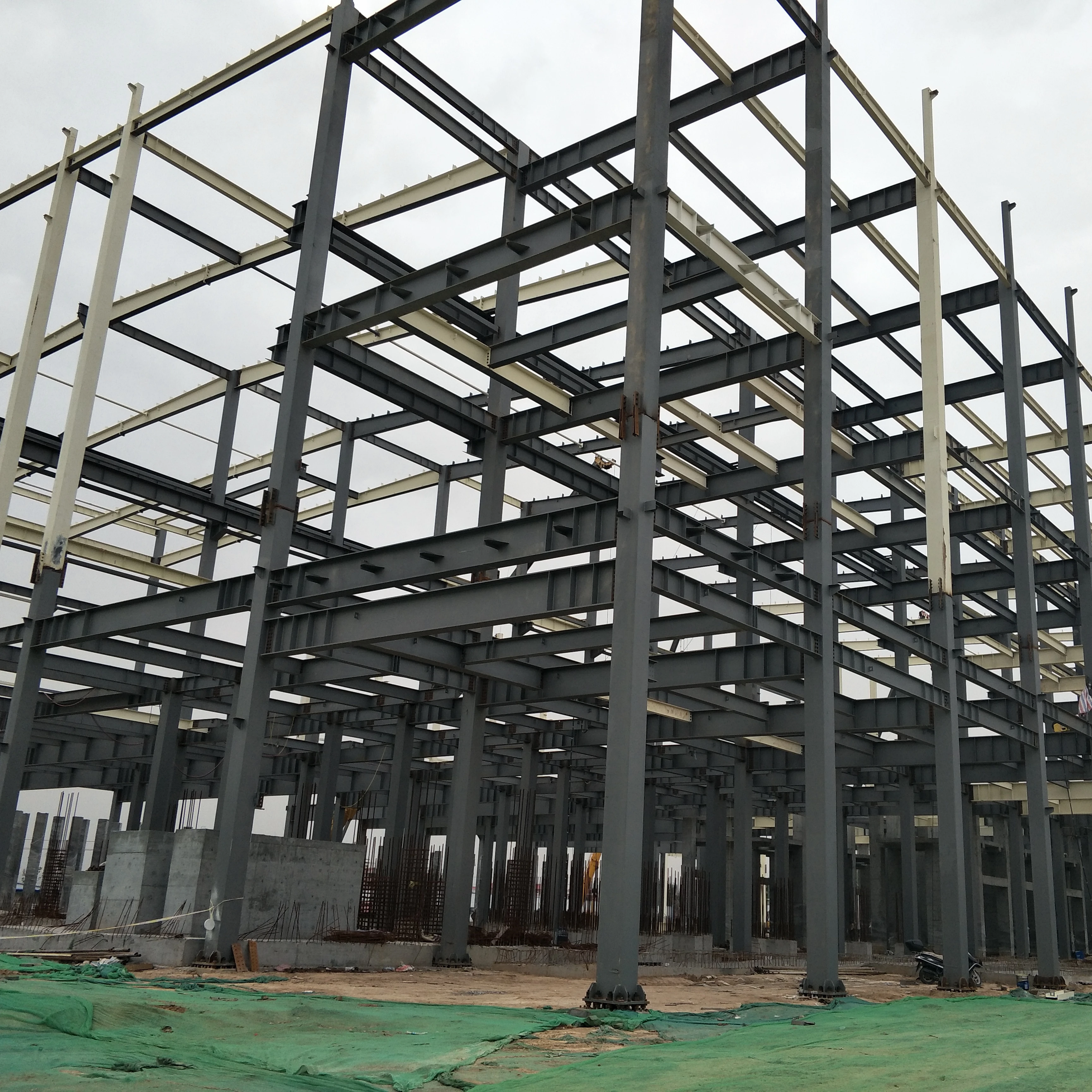 prefabricated steel structure Industrial Warehouse or workshop
