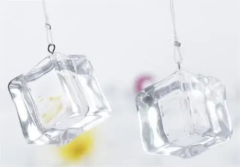 HLY Ice Cubes Acrylic Ice Cubes Irregular Crystal Stone For Home Display Bar Photography PropsDecoration