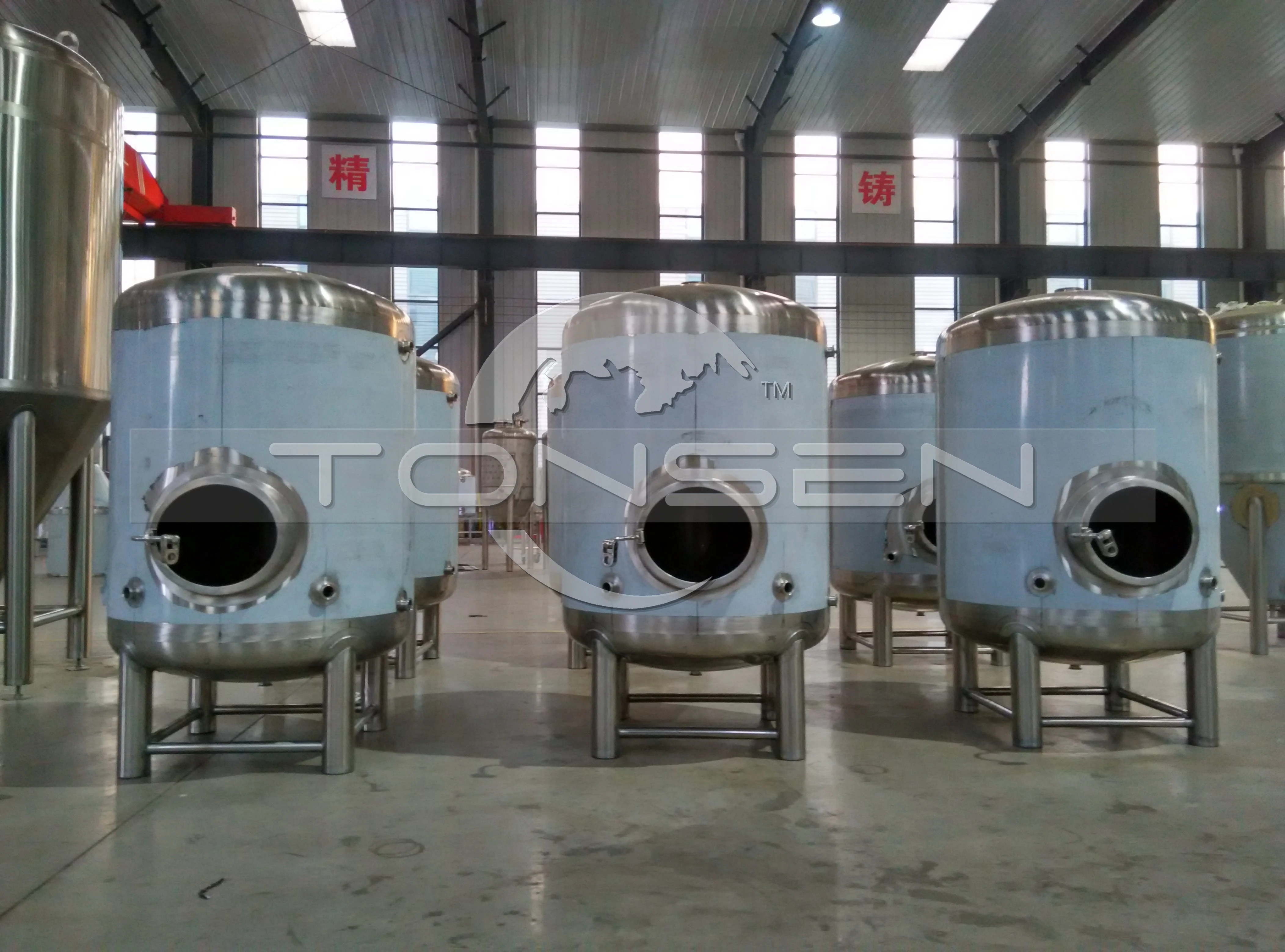 a whole set of 7bbl brewery equipment by steam