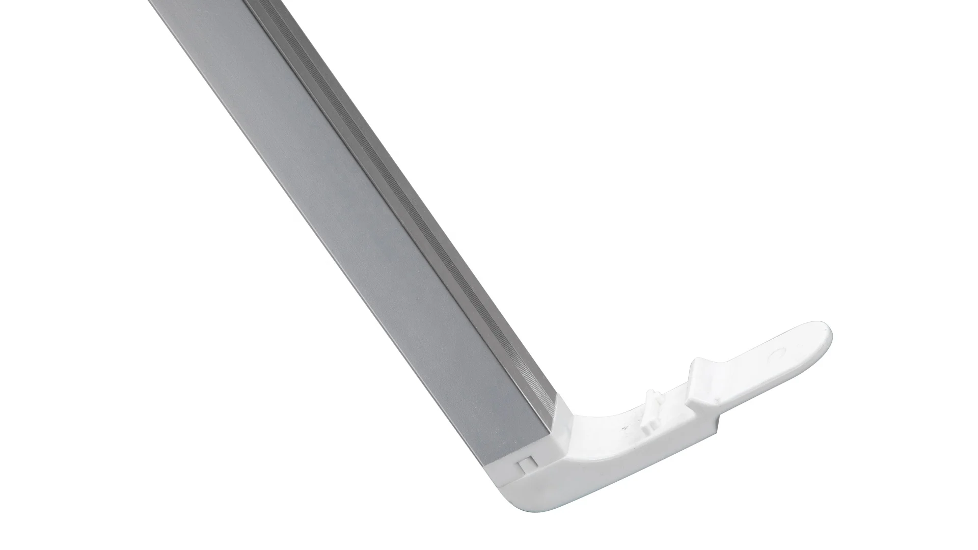 New Arrival Clothes Drying Rack Tripod Model With 16 Beech Rods