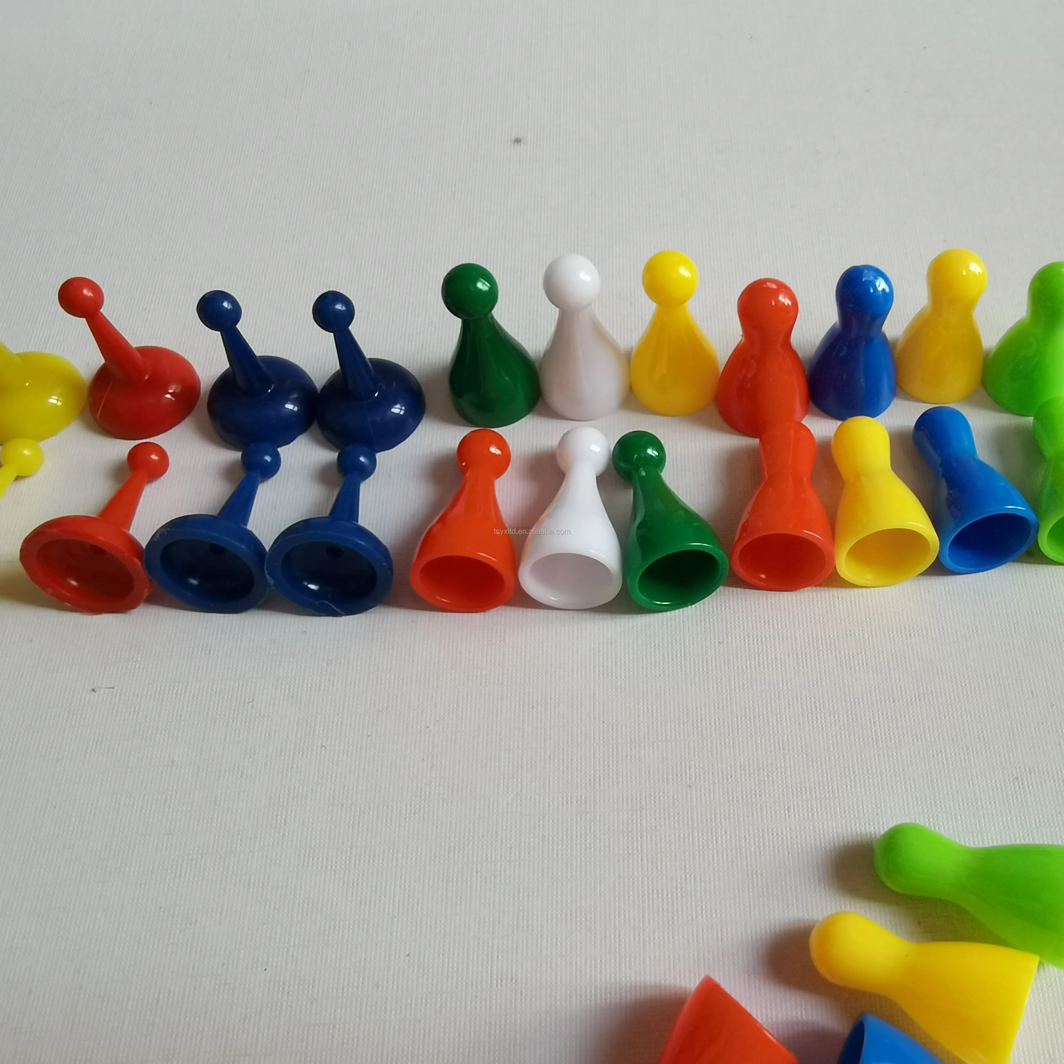 boardgame pawns plastic 