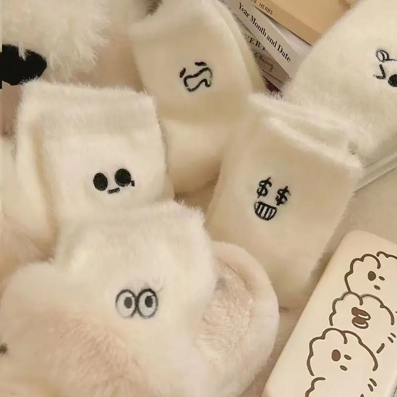 Cute design cozy fuzzy thick socks jacquard fluffy women winter warm socks for girls
