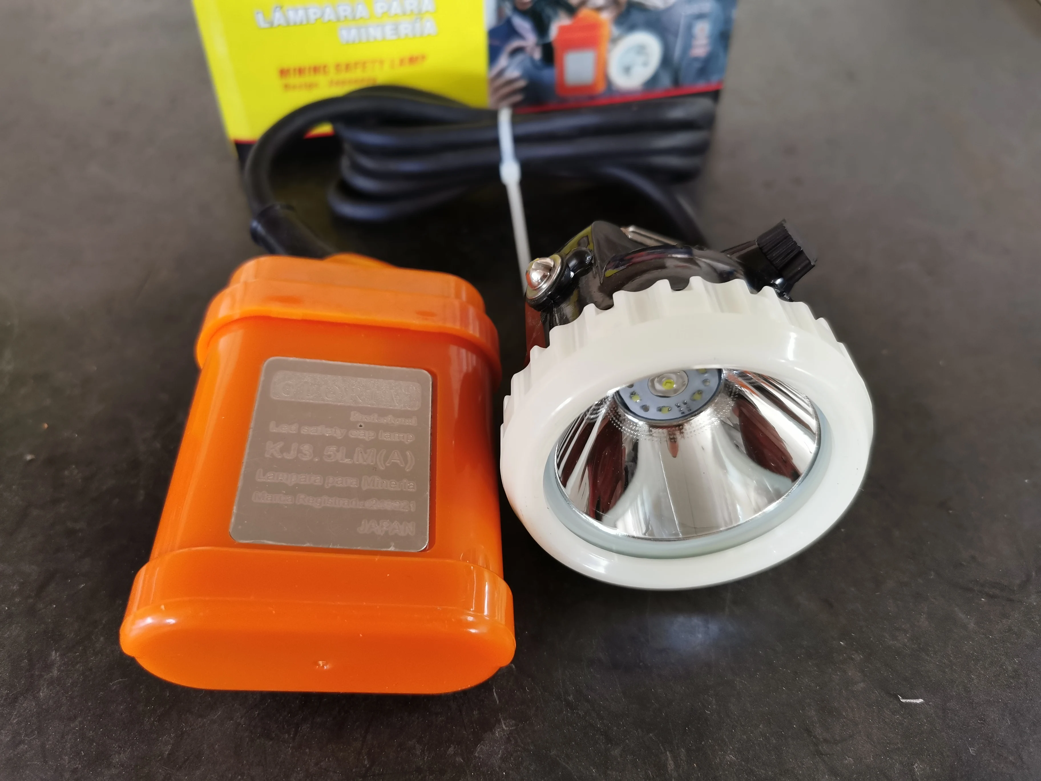 
12000lx KJ3.5LM LED lampara mineral mining safety cap lamp 