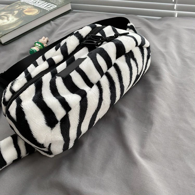 Jtfur women street fashion handbag fluffy faux rabbit fur portable fanny pack cross body bag