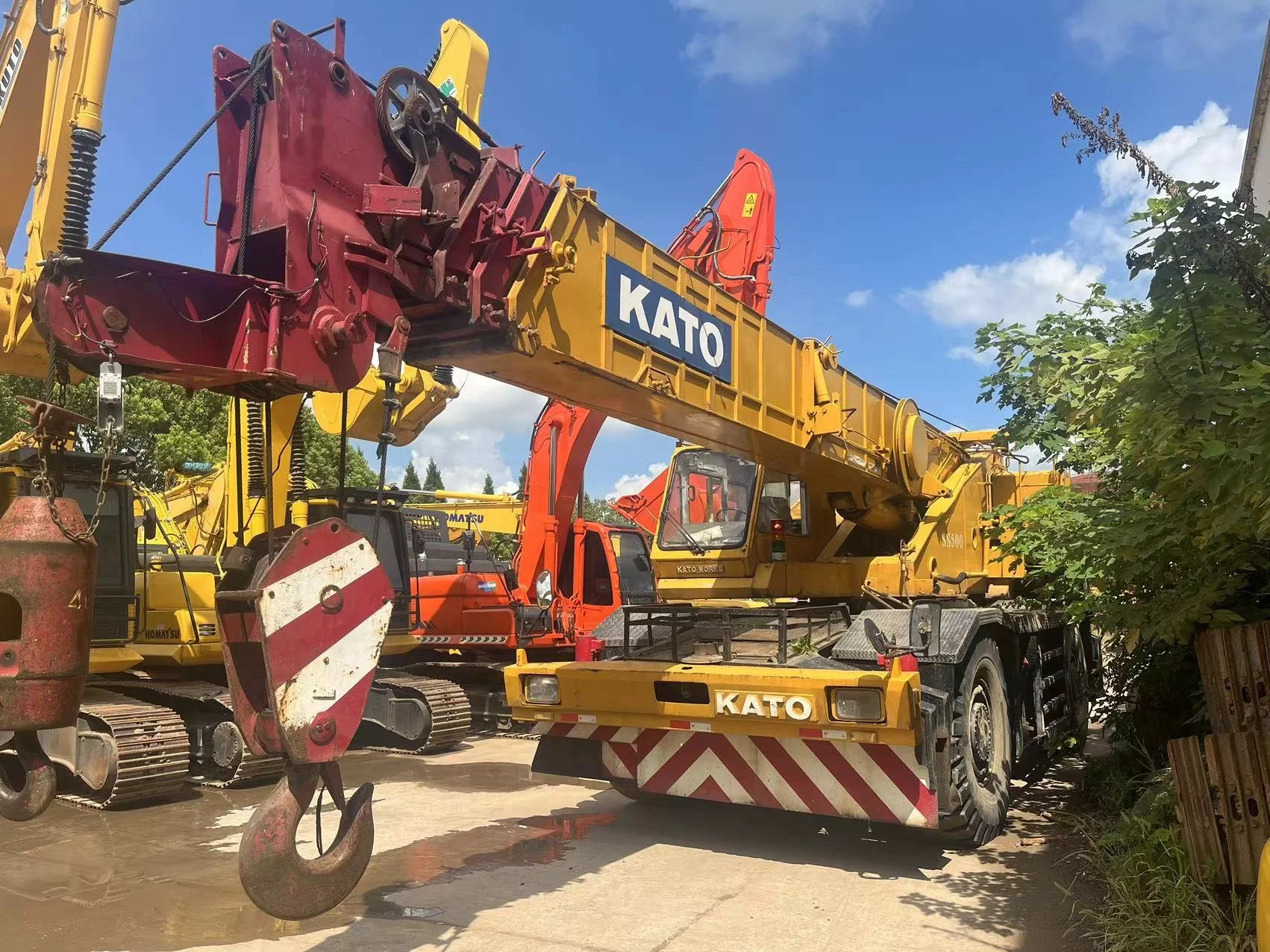 Japan Low price Used Kato 50ton truck crane High performance 50T KATO All terrain crane for construction work low price