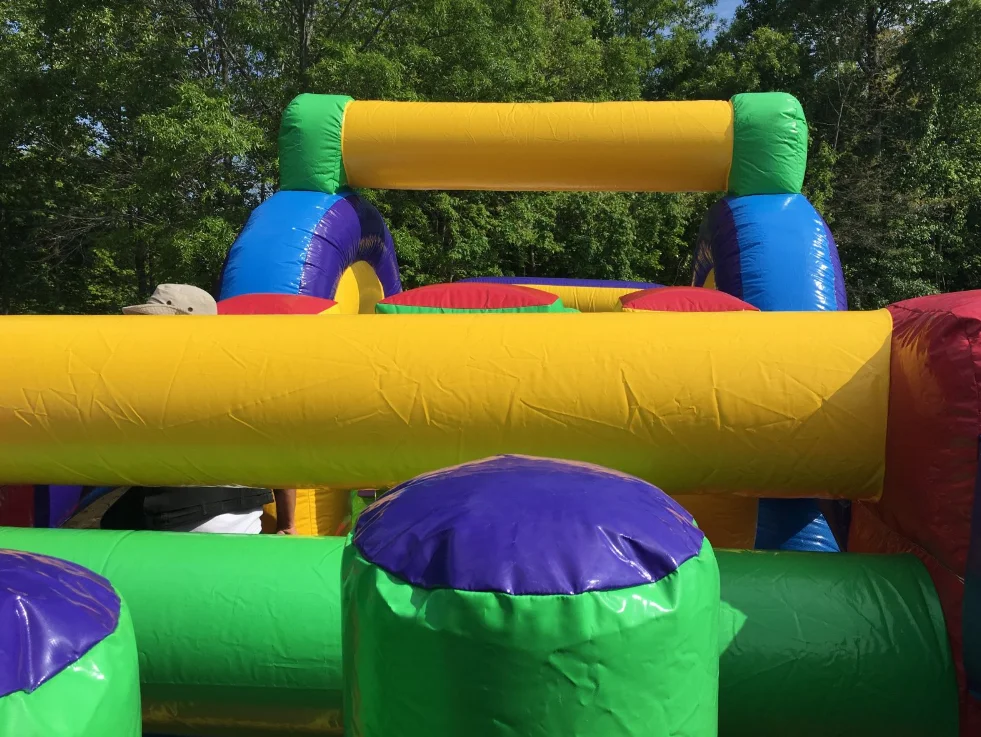 2024 Hot Sales Outdoor Carnival Games 3 lane Inflatable Derby Horse Race Track Inflatable Horse Derby Racing for Party Rentals