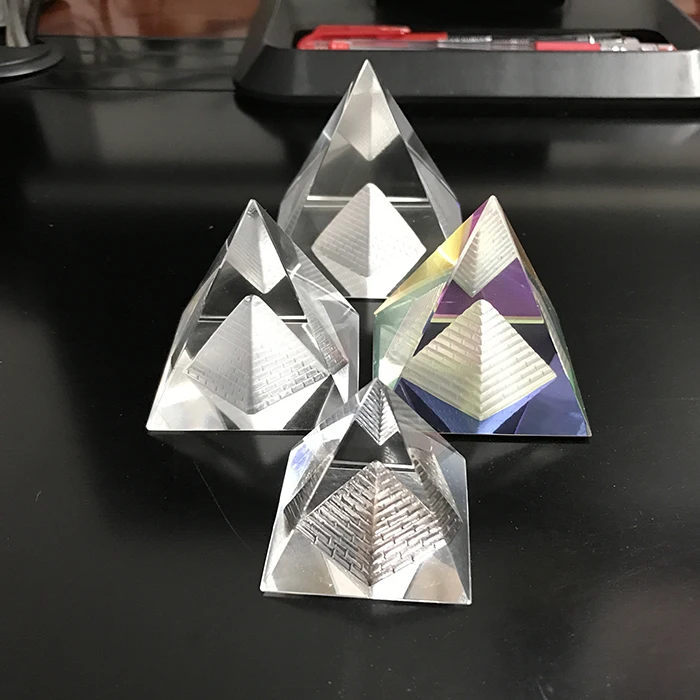 Best popular crystal cheap  egyptian pyramid desktop decoration crystal pyramid paperweight