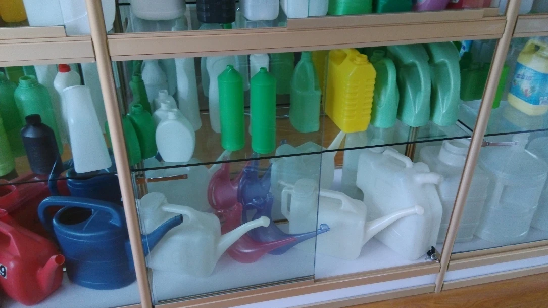 
high pressure pehd bottles blowing machine 