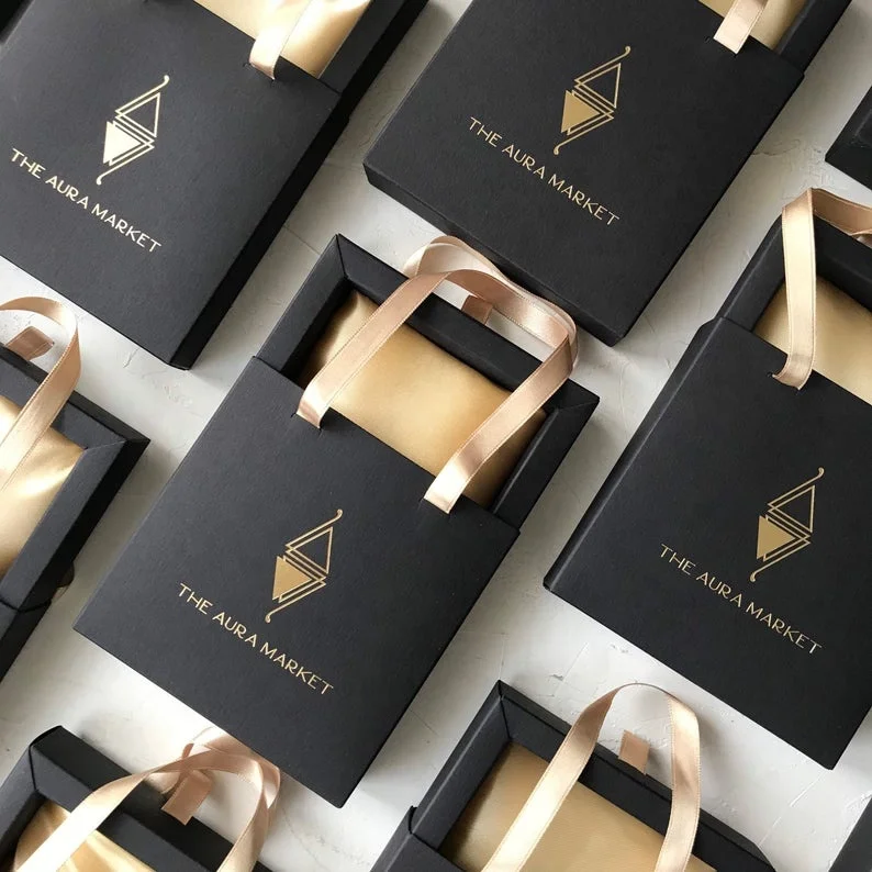 
Luxury Personalized Custom Logo Design Colored Lipstick Candles Jewelry Gift Boxes 