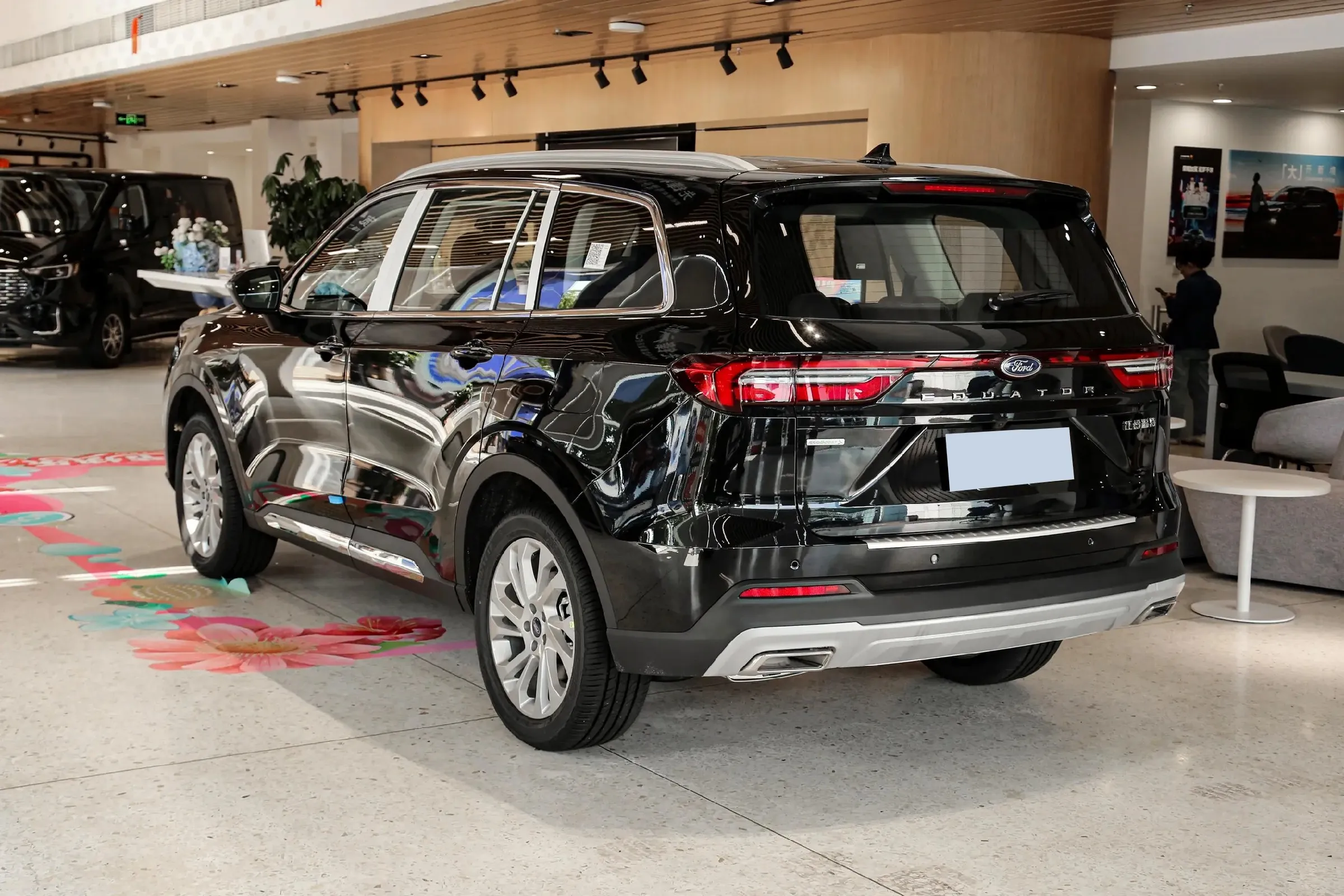 Подержанные автомобили дешевые цены Ford New Equator Lingyu Ecoboost 225 7-местная Максимальная скорость 195 км/ч высококачественные для продажи