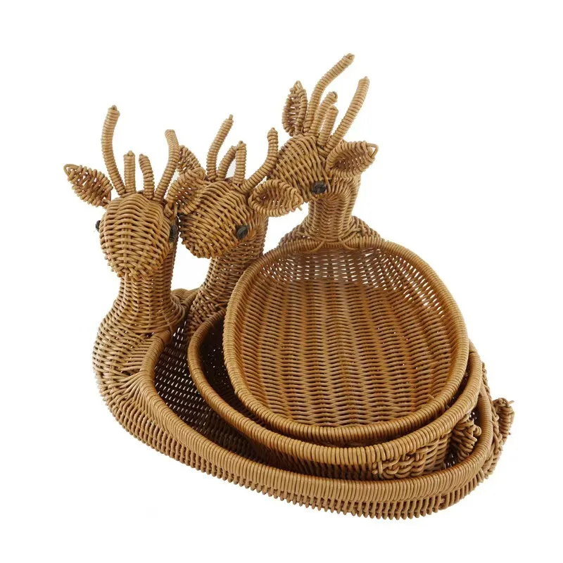 Customized Vintage Handmade Animal Modeling Plastic Rattan Woven Wicker Oval Basket Fruit Food Gift Storage Basket Desktop Tray