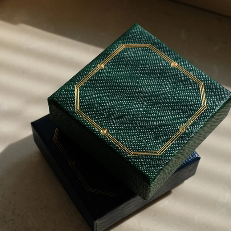 High Quality Red Leatherette Paper Ring Jewelry Box Jewelry Necklace Ring Gift Storage Box