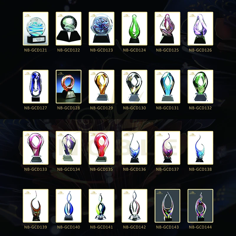 Новый дизайн, Лидер продаж, персонализированный цветной выдувной вручную стеклянный трофей