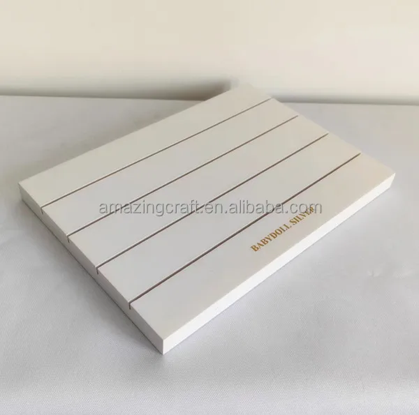 China Professional Pine Wood Organizer Rack Jewelry Display Card Stand White Color