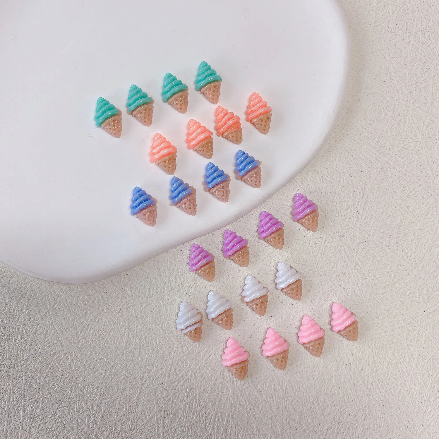 Wholesale 30PCS/Bag Mini Colorful luminous Ice Cream Resin Hair Clip Accessories Cute Nail Jewelry Accessories Nail Charms