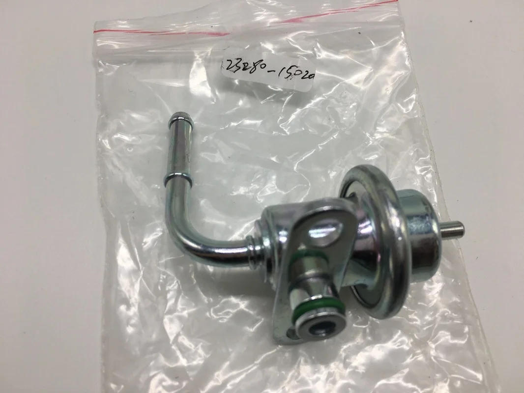 XYAISIN 23280-15020 auto fuel Pressure Regulator fit for Toyota Celica Corolla