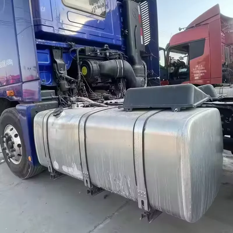 Используемый дизельный трактор FOTON AUMAN GTL 430 лошадиных сил 4x2 в хорошем состоянии