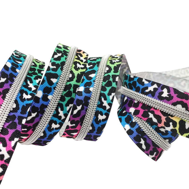 High quality nylon printed zipper teeth long chain roll tape zipper coil bag #5 zipper tape for handbags