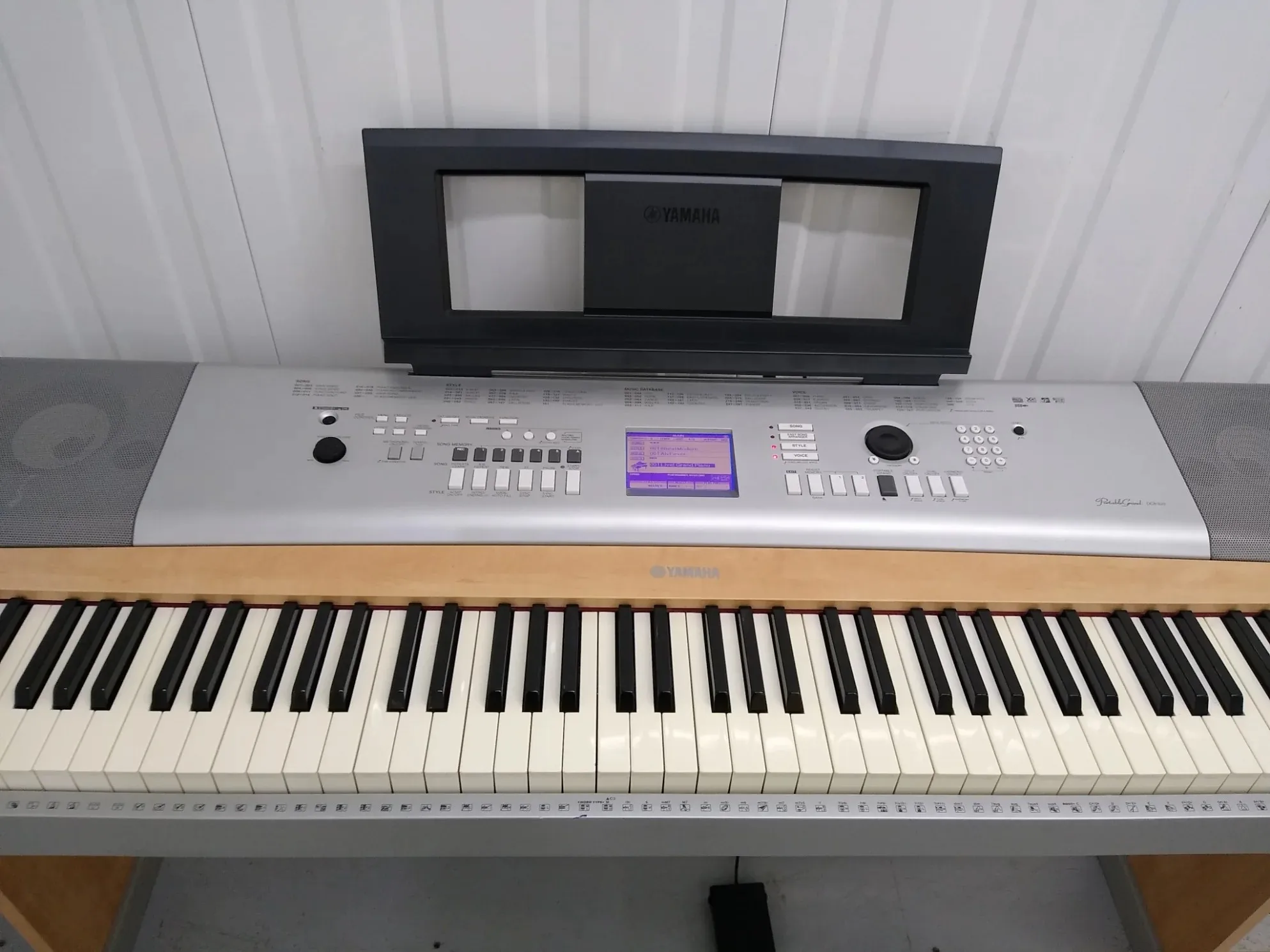 DGX620 YAMAHAs refurbished portable high-end playing Electronic keyboard digital grand piano