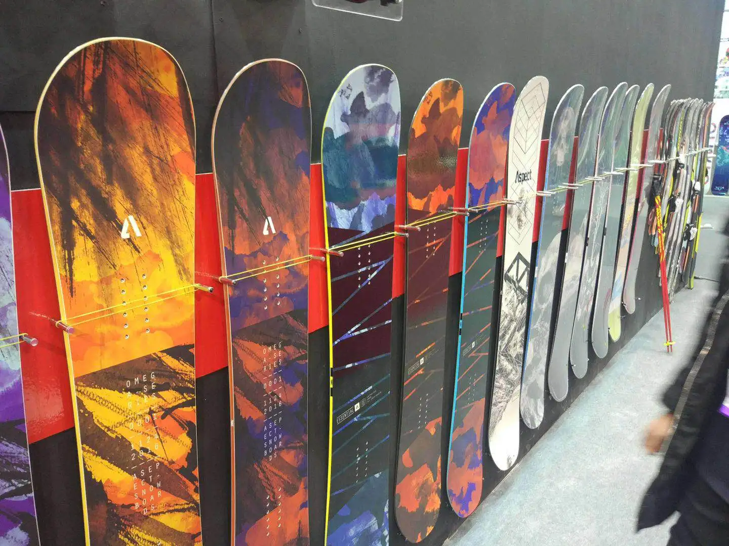 Wholesale price custom carbon fiber freestyle   wear-resistant  alpine  snowy mountain  skis snowboard