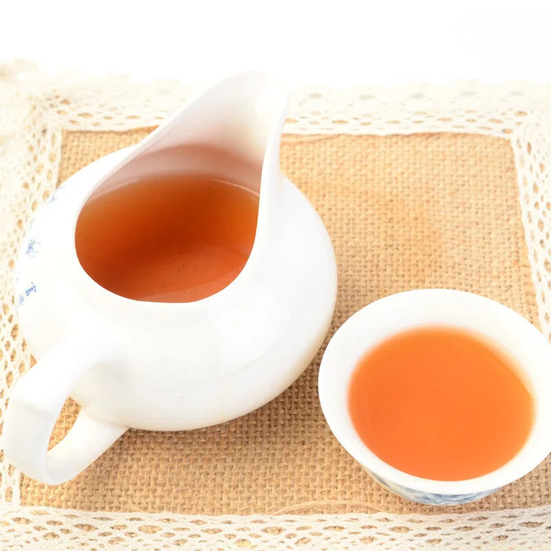 Китайский черный чай Lapsang souchong из гор Wuyi Zhengshan xiaozhong красный