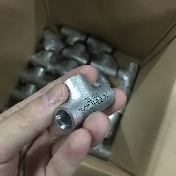 Stainless Steel 50mm Pipe Fittings Elbow Tee Row Weld Connection NPT BSP JIS ASTM Sight Glass Boxed Packaging Water Gas Air