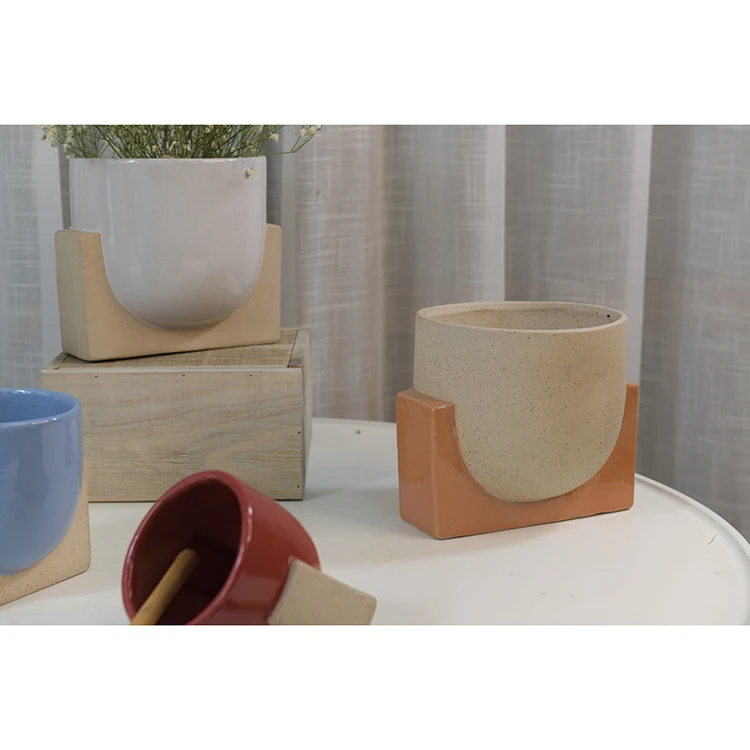 Wholesale low MOQ custom sizes cup shaped plants pots small ceramics flower pot for indoor plants large