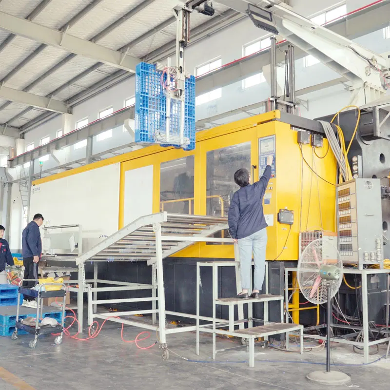 1000x800 Cheap Flat Top Plastic Pallets