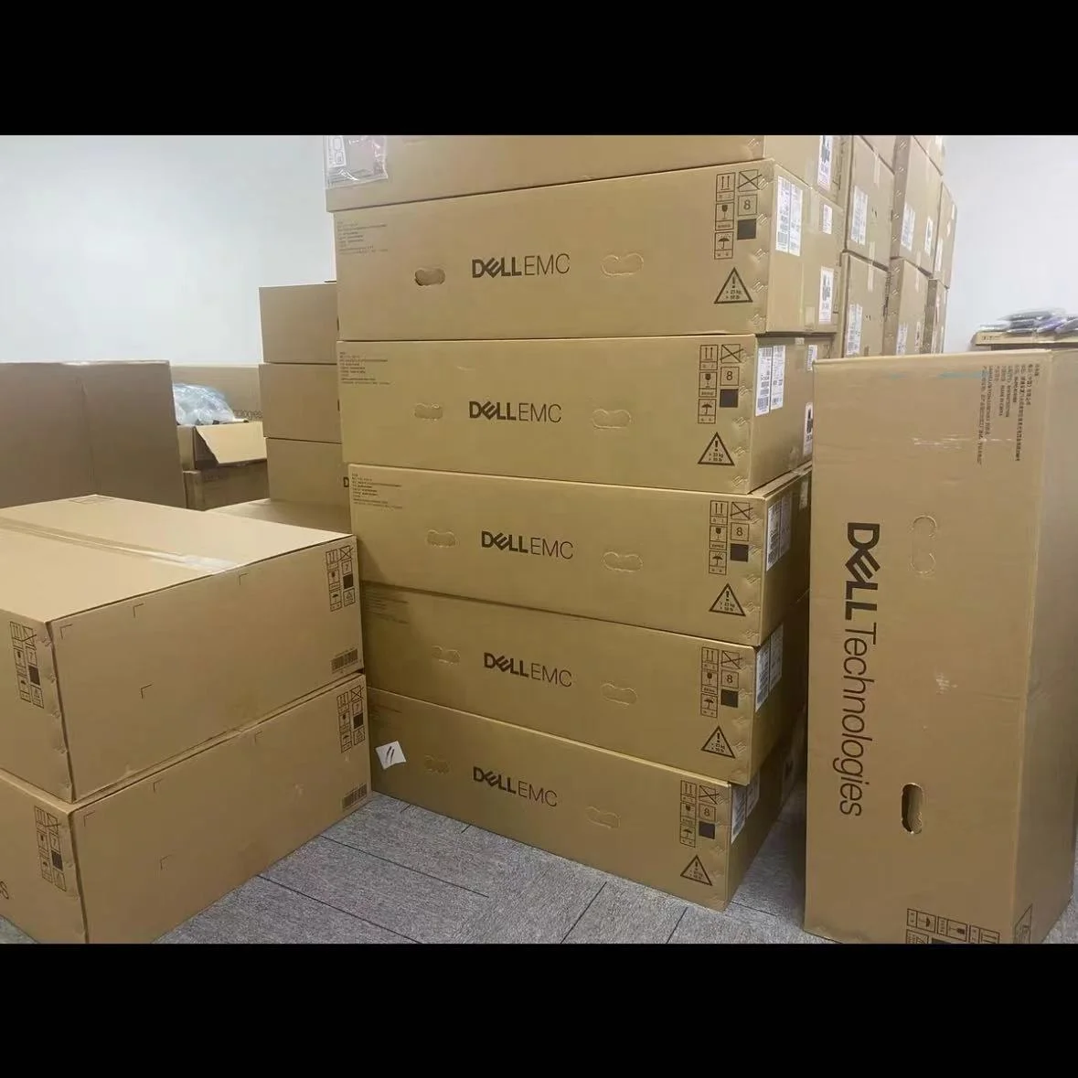 Dell PowerEdge R760 2U Rack Server network server