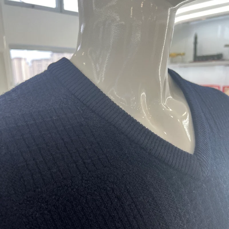 NEW sale woollen sweater suit for Man anti-static  keep warm M02