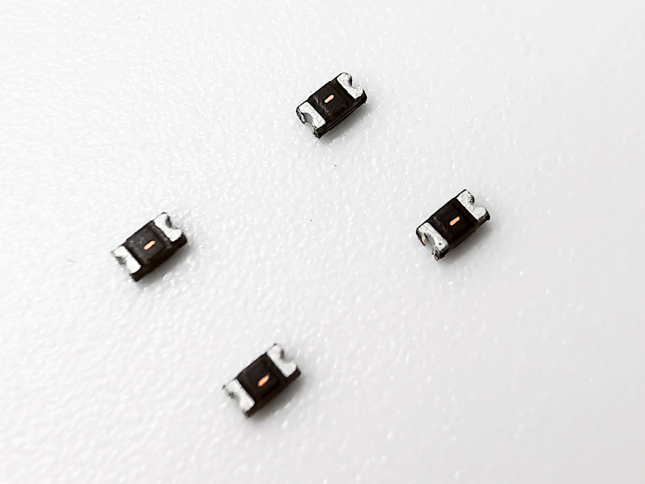 Smd0603R100Sf Smd Resettable Current Fuse Cutout Self-Healing Fuse