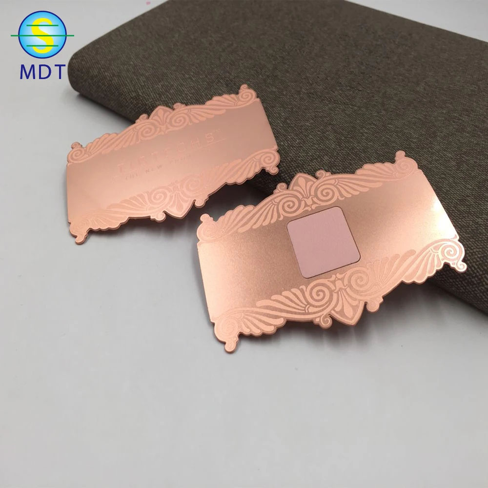  Металлические визитные карточки