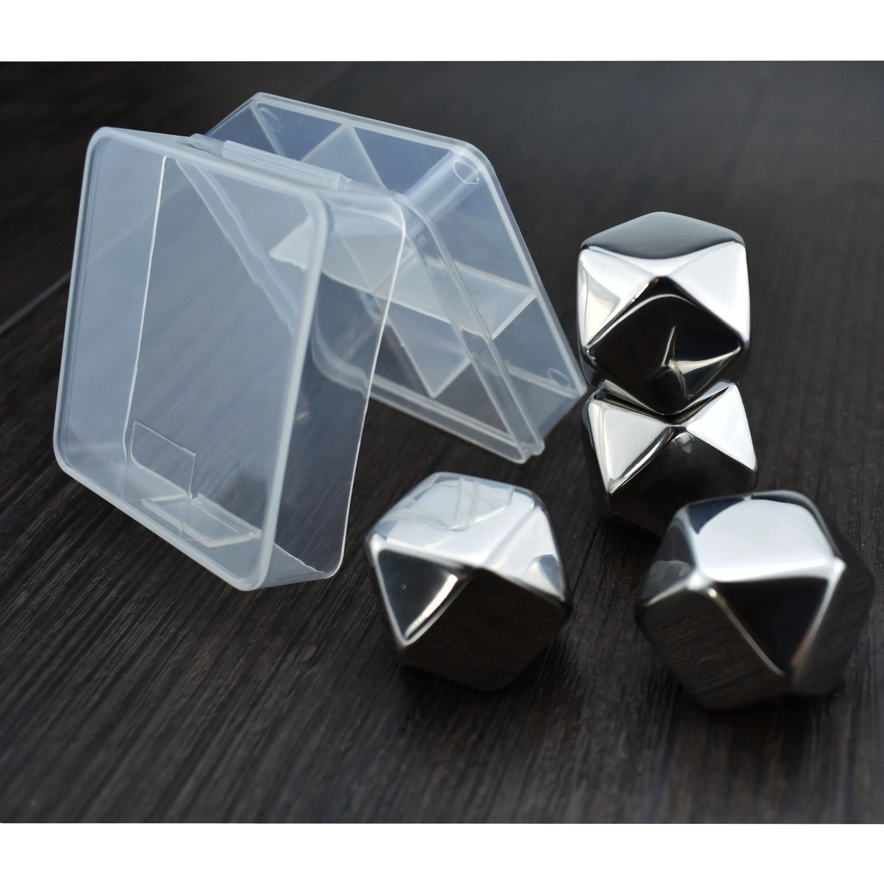 4pcs Polygon shaped reusable stainless steel Ice cubes whiskey stones gift set for wine chilling