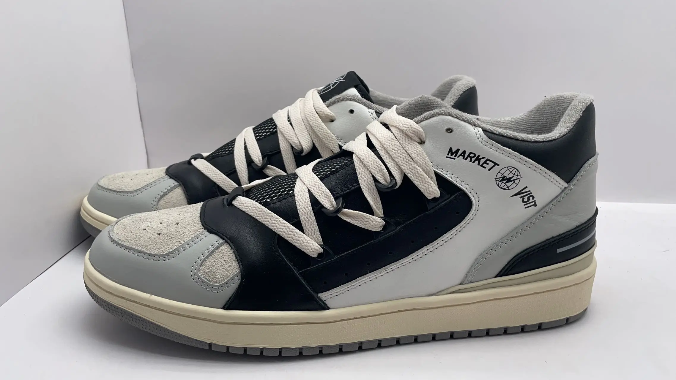 Wholesale Custom Logo Classic 1 Basketball Style Shoes Fashion Men Sneakers Vintage Men Sneakers