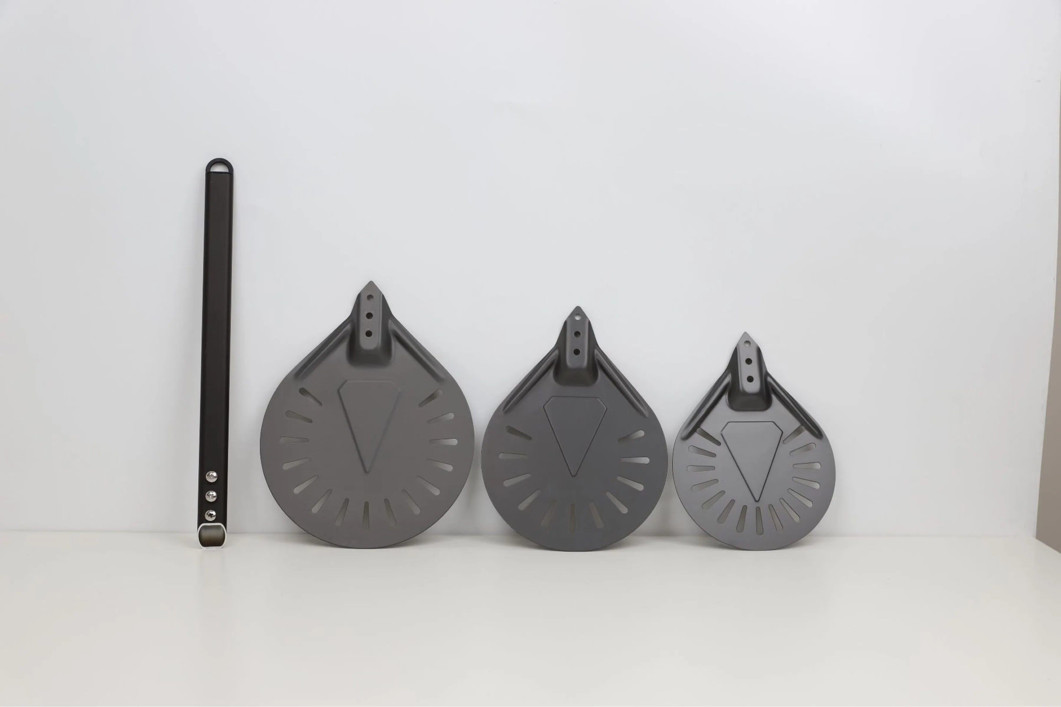 MJ Turning Pizza Peel Aluminum Round Perforation Pizza Peel with Outdoor Pizza Oven Accessories