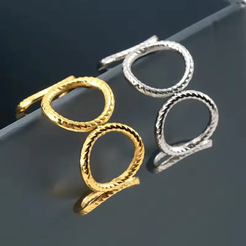 Titanium steel interlocking one-size ring for women, 18K stainless steel personalized movable adjustable ring fashion jewelry