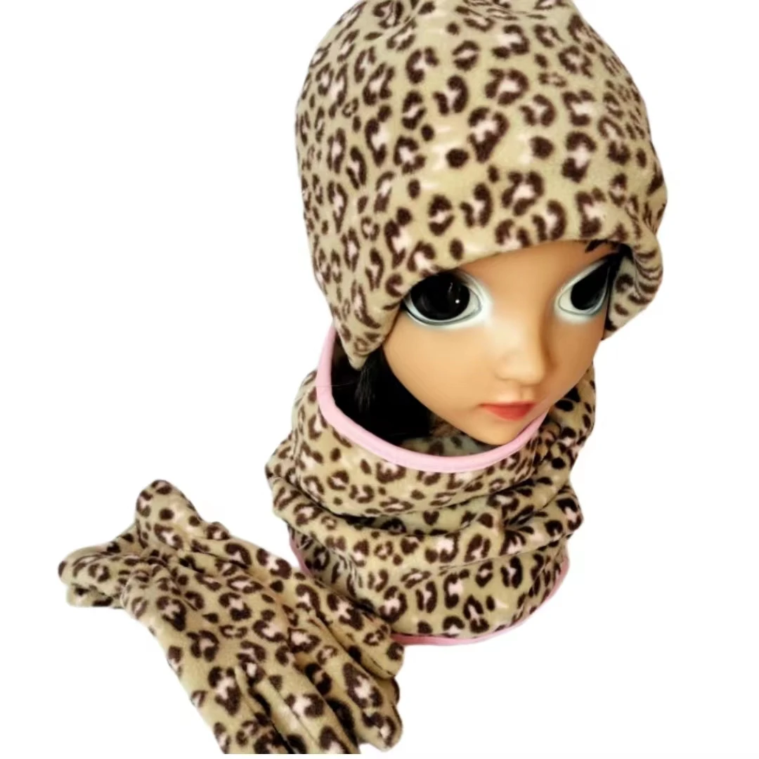 wholesale price multifunctional convenient Comfortable warm Three piece scarf set