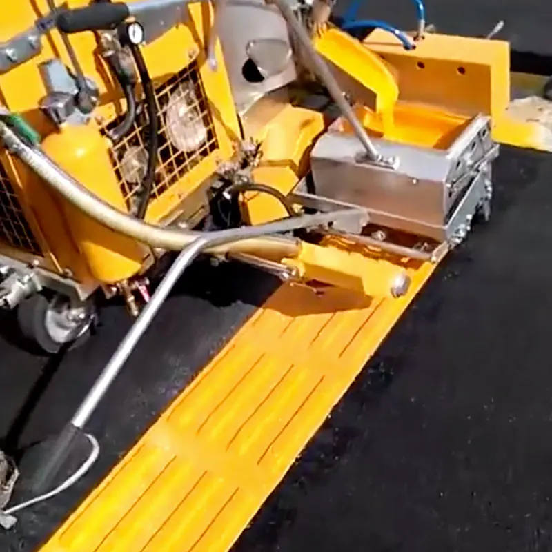 Factory direct sale hot melt road marking ribs line machine made in China cheap price pavement marking machine