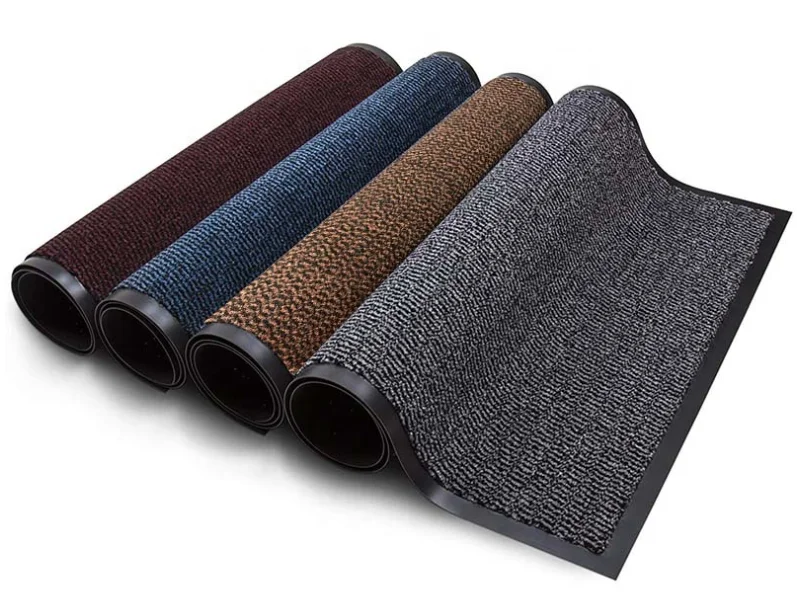 Welcomed Tufted design PP material Customized size and package of factory directly supply mobile cut pile door mat
