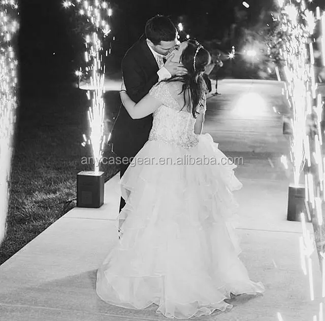 Cold Firework Machine Happiness Cold Fountain DMX Remote Control Wedding Stage Firework