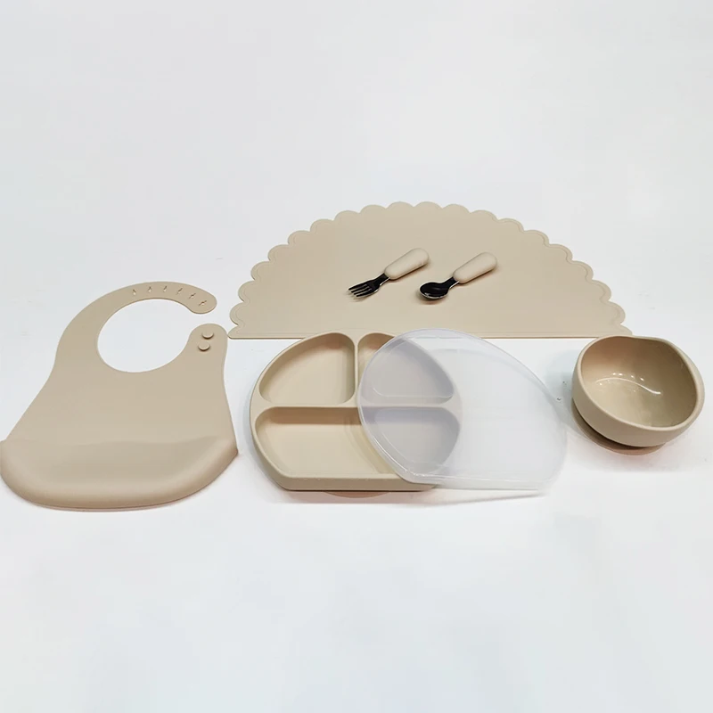 6 pcs Baby Feeding Bowl Set Food Grade Silicone Plate With Lid Suction Children Feeding Bpa free bib baby products hot selling 2